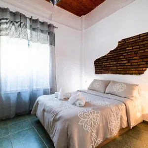 Apartamento La Casa Del Sacristan, Granada